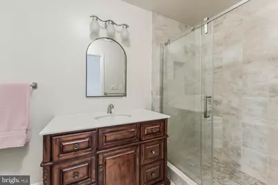 11621 Sourwood Lane, Reston, VA 20191 - Photo 11