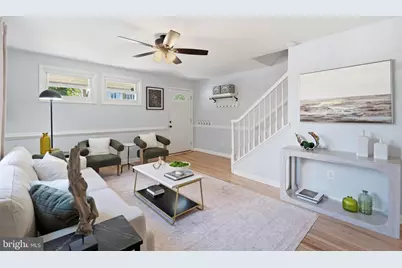 2251 Sweetbriar Drive, Alexandria, VA 22307 - Photo 3