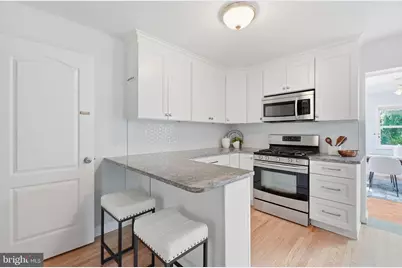 2251 Sweetbriar Drive, Alexandria, VA 22307 - Photo 5