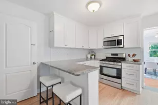 2251 Sweetbriar Dr, Alexandria, VA 22307 - Photo 5