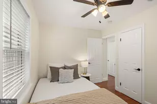5940 Edgehill Dr, Alexandria, VA 22303 - Photo 19