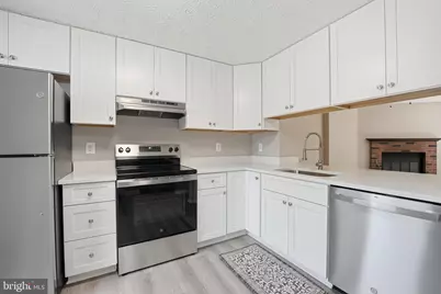 8759 Kanawha Court, Lorton, VA 22079 - Photo 7