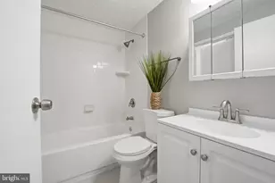 8759 Kanawha Ct, Lorton, VA 22079 - Photo 25