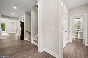 9932 Clearfield Ave, Vienna, VA 22181 - Photo 7