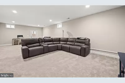 9932 Clearfield Avenue, Vienna, VA 22181 - Photo 65