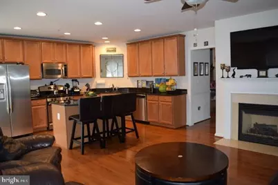 4707 Eggleston Terrace #112, Fairfax, VA 22030 - Photo 3