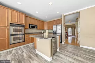 12753 Heron Ridge Dr, Fairfax, VA 22030 - Photo 19