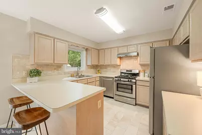 6552 Raftelis Road, Burke, VA 22015 - Photo 5