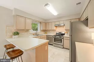 6552 Raftelis Rd, Burke, VA 22015 - Photo 5