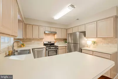 6552 Raftelis Road, Burke, VA 22015 - Photo 7