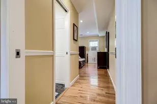 8113 Carlyle Pl, Alexandria, VA 22308 - Photo 21
