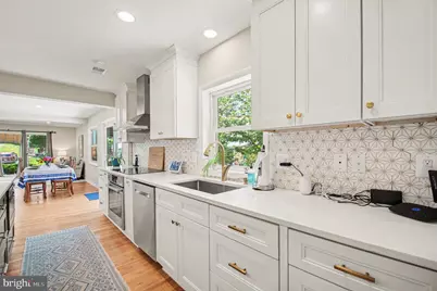 6417 Berkshire Drive, Alexandria, VA 22310 - Photo 7