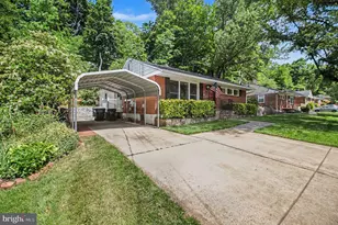 6417 Berkshire Dr, Alexandria, VA 22310 - Photo 25
