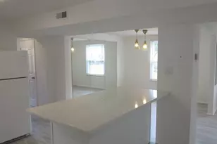 8406 Woodford Ct, Vienna, VA 22182 - Photo 11