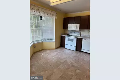 4002 Summer Hollow Court #155A, Chantilly, VA 20151 - Photo 9