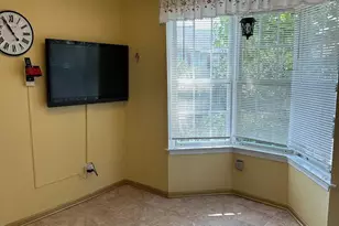 4002 Summer Hollow Ct, Chantilly, VA 20151 - Photo 11