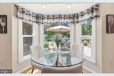 13607 White Barn Lane, Herndon, VA 20171 - Photo 15