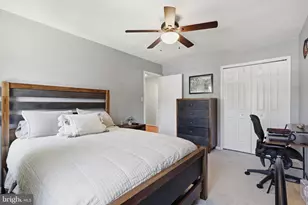 13607 White Barn Ln, Herndon, VA 20171 - Photo 33