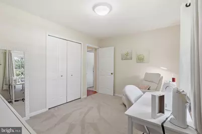 13607 White Barn Lane, Herndon, VA 20171 - Photo 35
