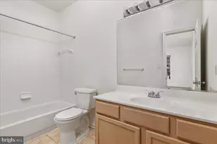 2536 Logan Wood Dr, Herndon, VA 20171 - Photo 15