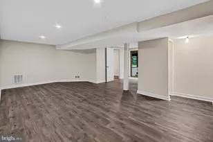 7614 Woodridge Cir, Alexandria, VA 22308 - Photo 29