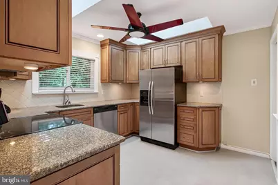 7614 Woodridge Circle, Alexandria, VA 22308 - Photo 11