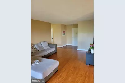 8370 Greensboro Drive #908, McLean, VA 22102 - Photo 3