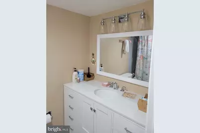 8370 Greensboro Drive #908, McLean, VA 22102 - Photo 11