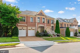 8421 Falcone Pointe Way, Vienna, VA 22182 - Photo 3