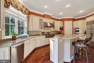 8421 Falcone Pointe Way, Vienna, VA 22182 - Photo 23