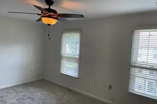 5453 New London Park Dr, Fairfax, VA 22032 - Photo 25