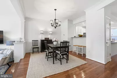 8656 Royal Worcester Lane, Fairfax, VA 22031 - Photo 7