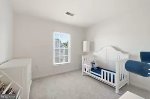 8656 Royal Worcester Ln, Fairfax, VA 22031 - Photo 33