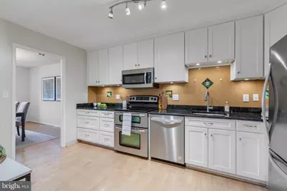 8360 Greensboro Drive #307, McLean, VA 22102 - Photo 15