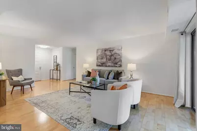 8360 Greensboro Drive #307, McLean, VA 22102 - Photo 7