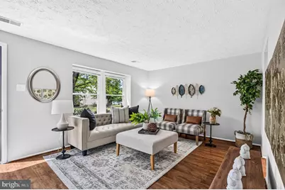 8315 Claremont Woods Drive, Alexandria, VA 22309 - Photo 5