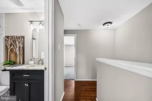 8315 Claremont Woods Dr, Alexandria, VA 22309 - Photo 27