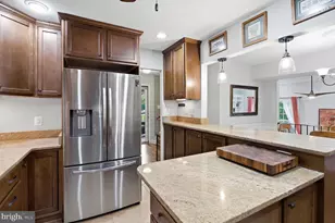 8402 Uxbridge Ct, Springfield, VA 22151 - Photo 15