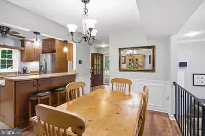 8402 Uxbridge Court, Springfield, VA 22151 - Photo 17