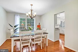 13378 Point Rider Ln, Herndon, VA 20171 - Photo 11
