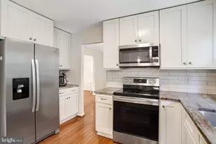 13378 Point Rider Ln, Herndon, VA 20171 - Photo 15