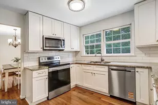 13378 Point Rider Ln, Herndon, VA 20171 - Photo 13