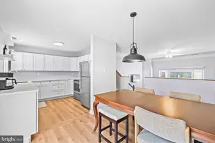 9948 Capperton Dr, Oakton, VA 22124 - Photo 11