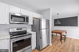 9948 Capperton Dr, Oakton, VA 22124 - Photo 9
