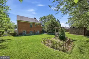 4908 Erie St, Annandale, VA 22003 - Photo 15