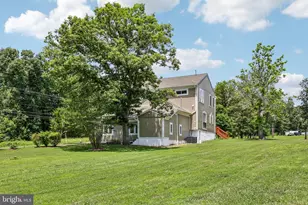 12304 Popes Head Rd, Fairfax, VA 22030 - Photo 73