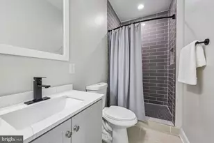 12304 Popes Head Rd, Fairfax, VA 22030 - Photo 35