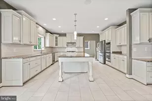 4561 Rona Pl, Fairfax, VA 22030 - Photo 23