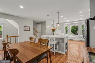3738 Broomsedge Ct, Fairfax, VA 22033 - Photo 7