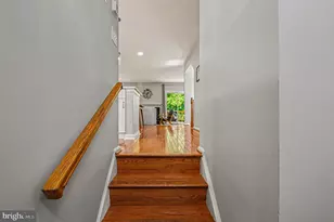 3738 Broomsedge Ct, Fairfax, VA 22033 - Photo 11
